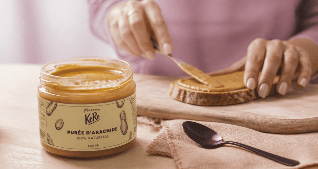 beurre de cacahuete sans sucre sur pain rustique