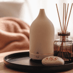 comment diffuser huile essentielle sur table élégante