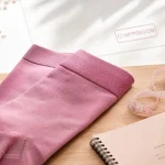 Bas de contention dangereux : effet garrot et irritations